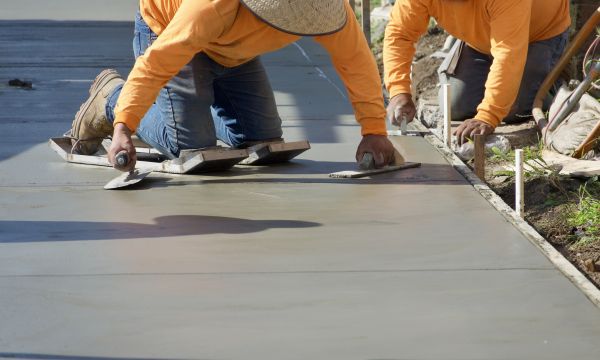 Cost of Concrete Walkway Repair in Chicago