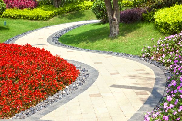 Cost of Garden Walkway Repair in Chicago